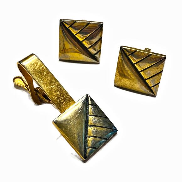 Vintage 50s Men’s Jewelry Set Cufflinks & Tie Bar Goldtone Ribbed Geometric - Picture 1 of 10